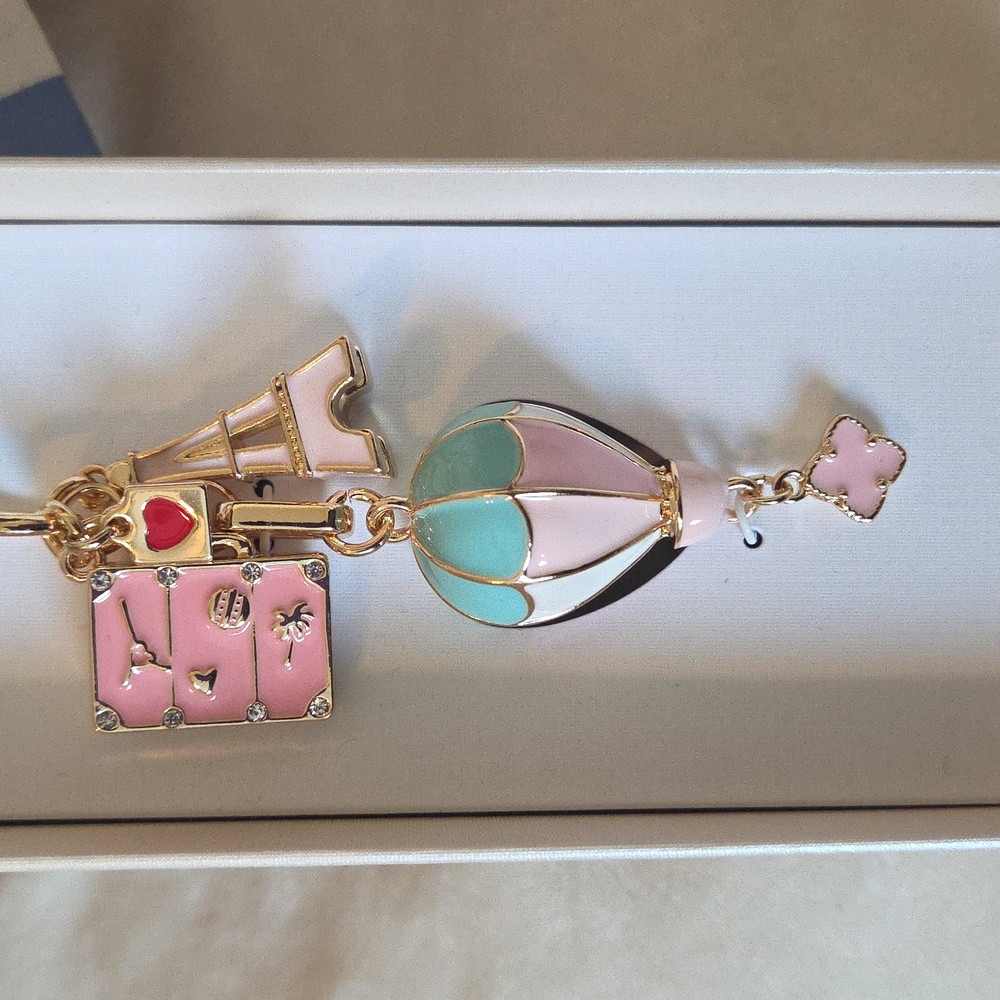 Gold and Pink Hot Air Balloon Keychain - Picture 2 of 2